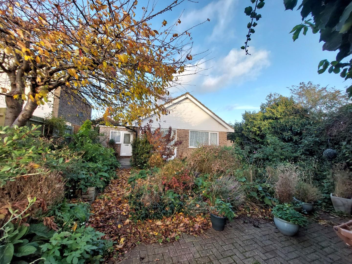 Burns Close, Earls Barton O'Riordan Bond